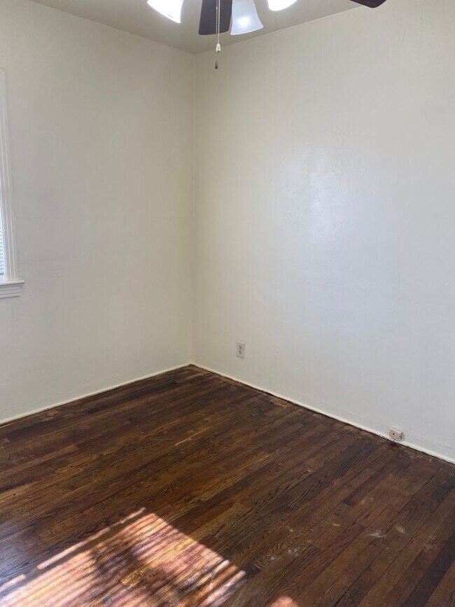 Foto del edificio - 3 br, 1 bath House - 1202 W Deming