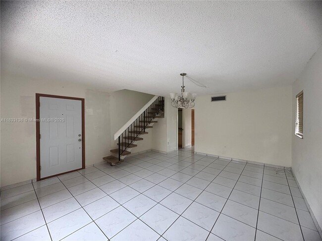 Building Photo - 5625 W 26th Ct