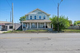 Building Photo - 445-447 N Sherman Dr