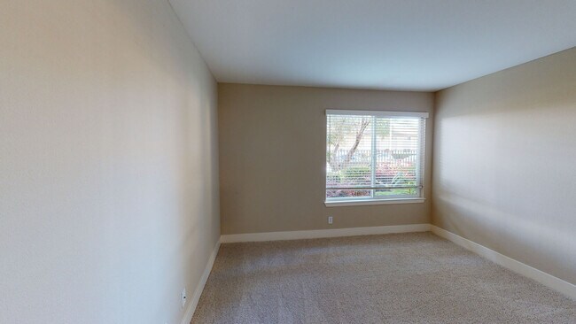 Interior Photo - CitySouth