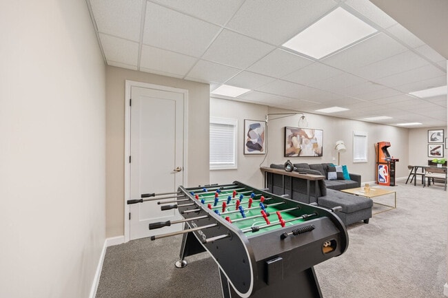 Building Photo - 14237 S Newberg Ct