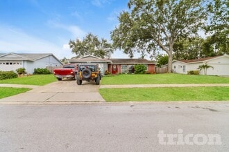 Building Photo - 1869 Monica Dr