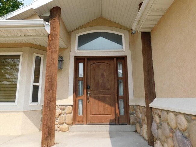 Foto del edificio - 6363 Murray Bluffs Dr