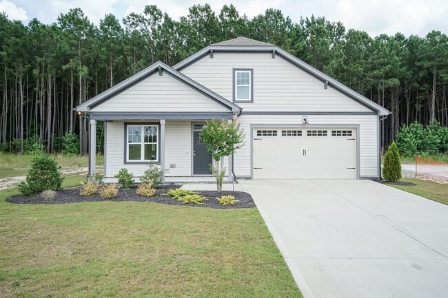 Building Photo - Modern Comfort Meets New Construction – 3B...