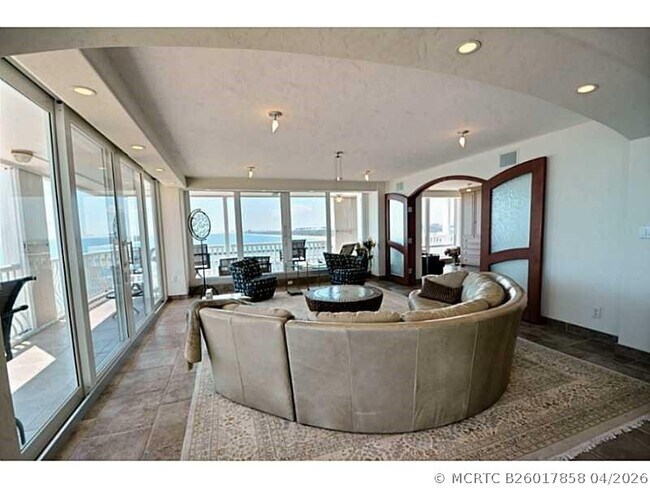 Foto del edificio - 2200 S Ocean Ln