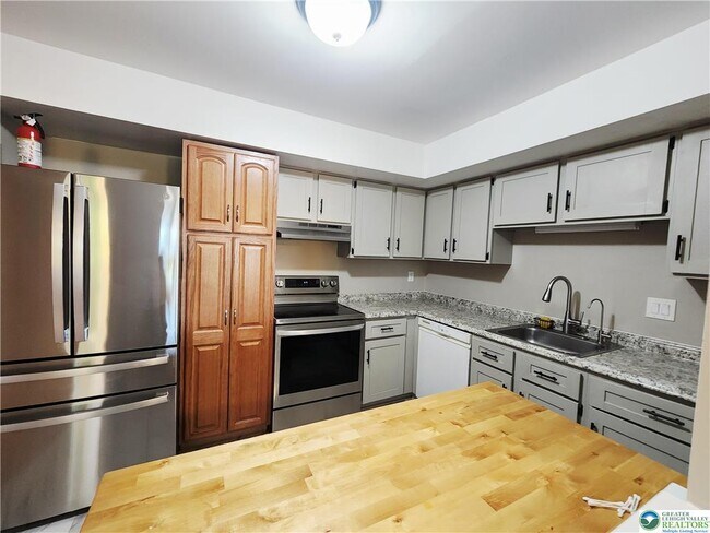 Foto del edificio - 241 Willow St