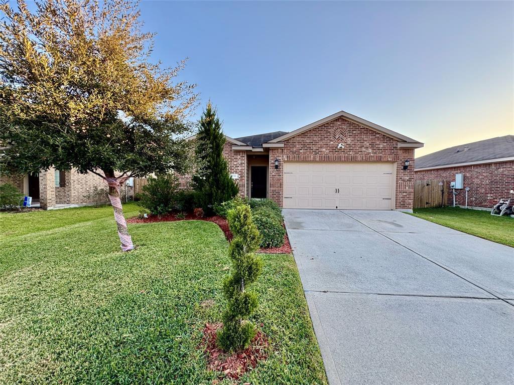 Foto principal - 8738 Leclaire Meadow Dr