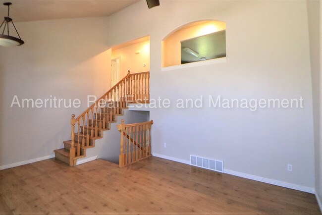 Building Photo - Beautiful Spanish Fork home for rent