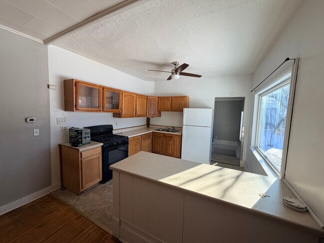 Foto del edificio - 610 Mill St