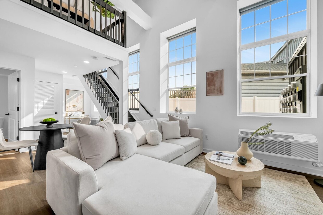 Foto principal - 315 Railroad Ave