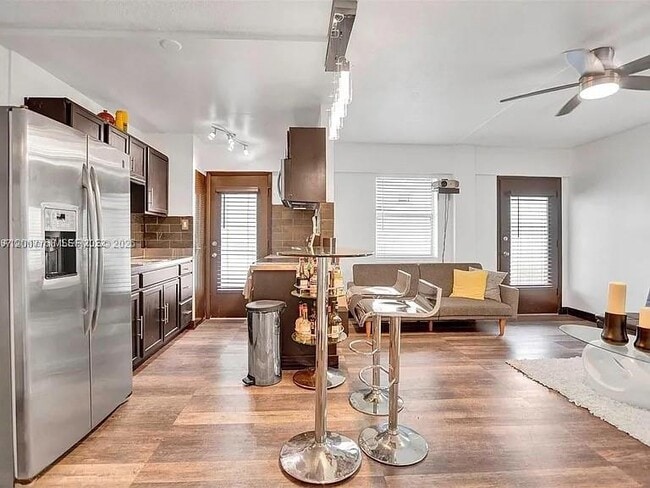 Foto del edificio - 1545 Euclid Ave