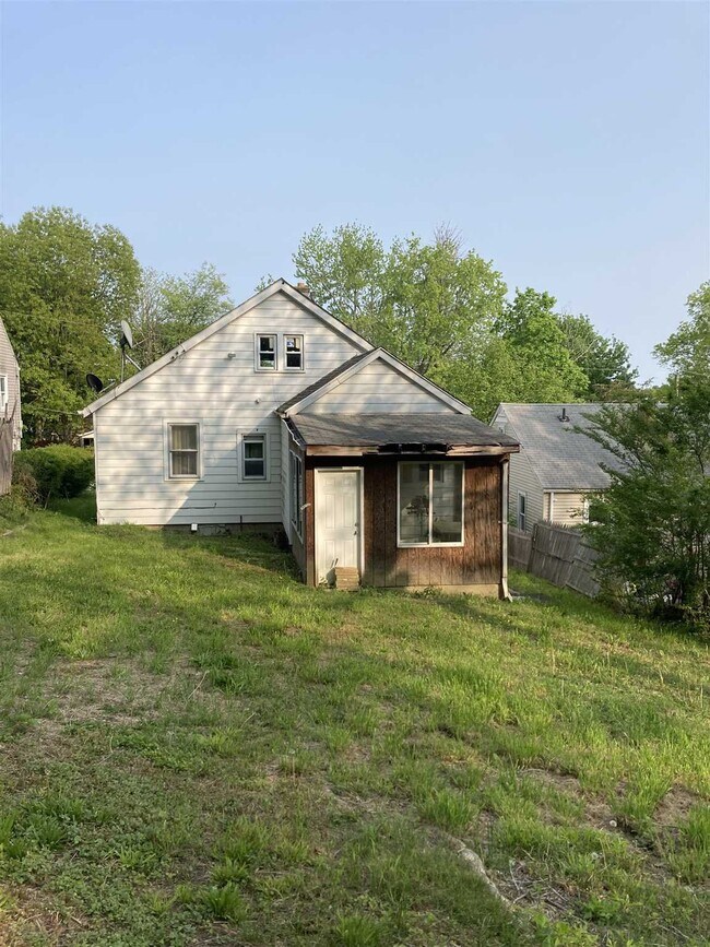 Building Photo - 12 Du Bois Ave