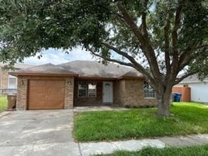 Building Photo - 13254 Country Dawn Dr