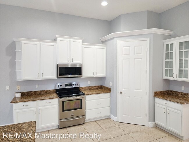 Building Photo - 4 br, 3 bath House - 4374 SW Savona Bv