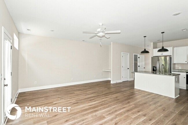 Building Photo - 166 Noble Pk Cir