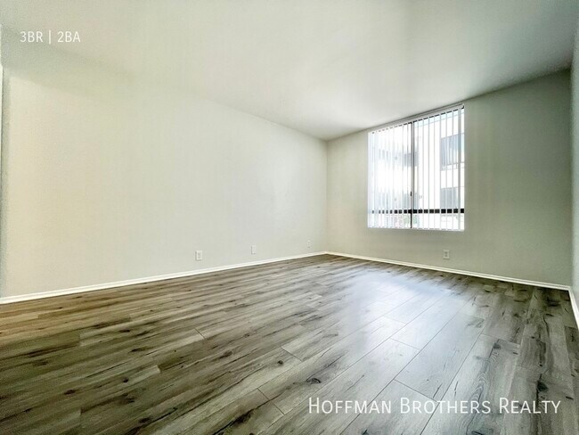 Foto del edificio - 300 W Ave 37 Ave