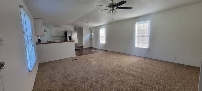 Foto del edificio - Ready to Move in