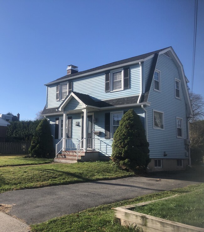 420 S Muhlenberg St, Allentown, PA 18104 House Rental in Allentown, PA