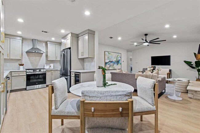Foto del edificio - 5102 Summerset Trail
