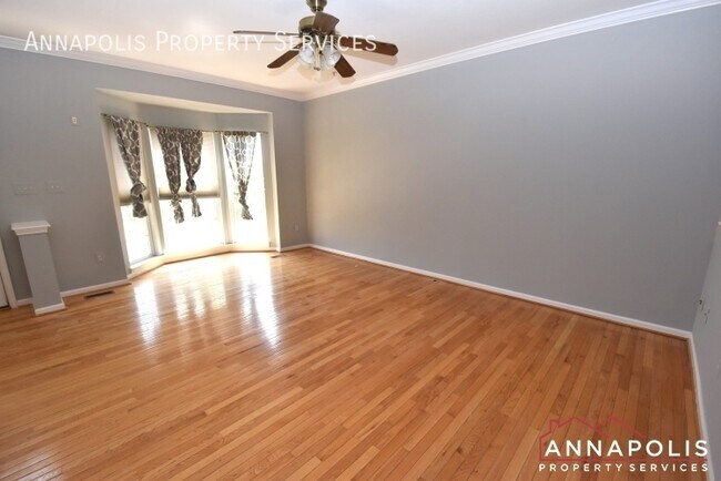 Building Photo - 916 glaze court