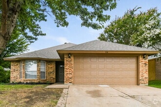 Building Photo - 416 Deauville Dr
