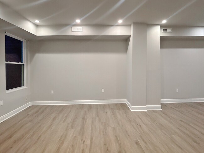 Foto del edificio - 1620 Homestead St