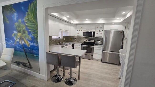 Building Photo - 2 bedroom in North Miami Beach FL 33179