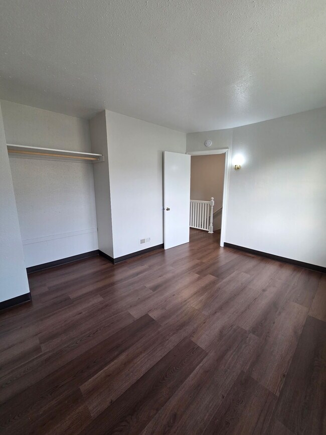 Foto del edificio - 529 NW 15th Dr