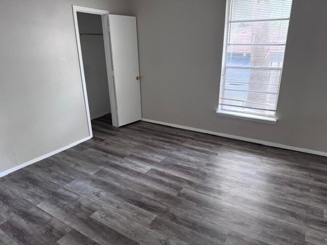 Foto del edificio - 2909 Bonham St