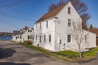 Building Photo - 17 Elm Ct