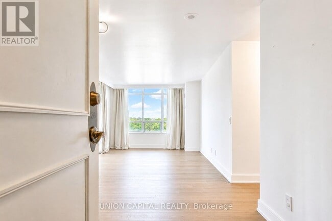 Building Photo - 710 Humberwood Blvd