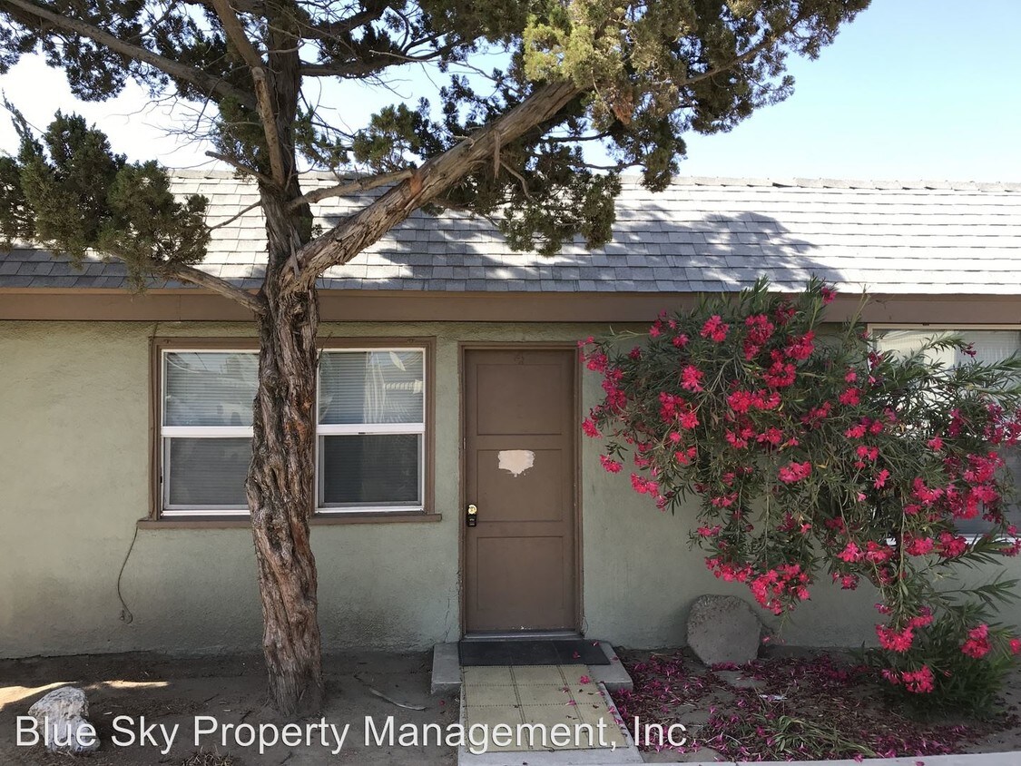 Foto principal - 62-62 S Cottage St