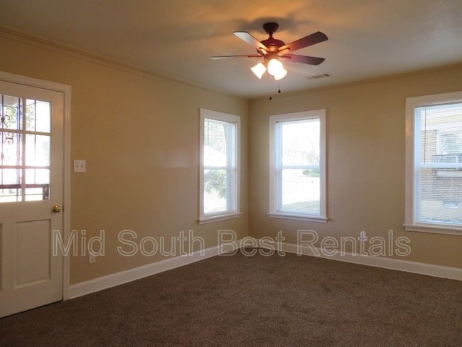 Building Photo - 1192 Marbro Dr