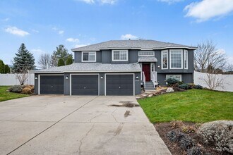 Building Photo - 23116 Colleen Ct