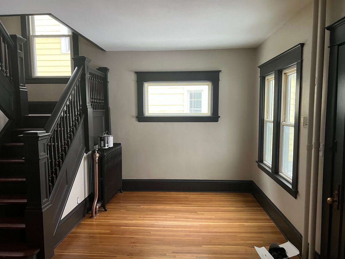 Building Photo - 1006 Laurel Ave