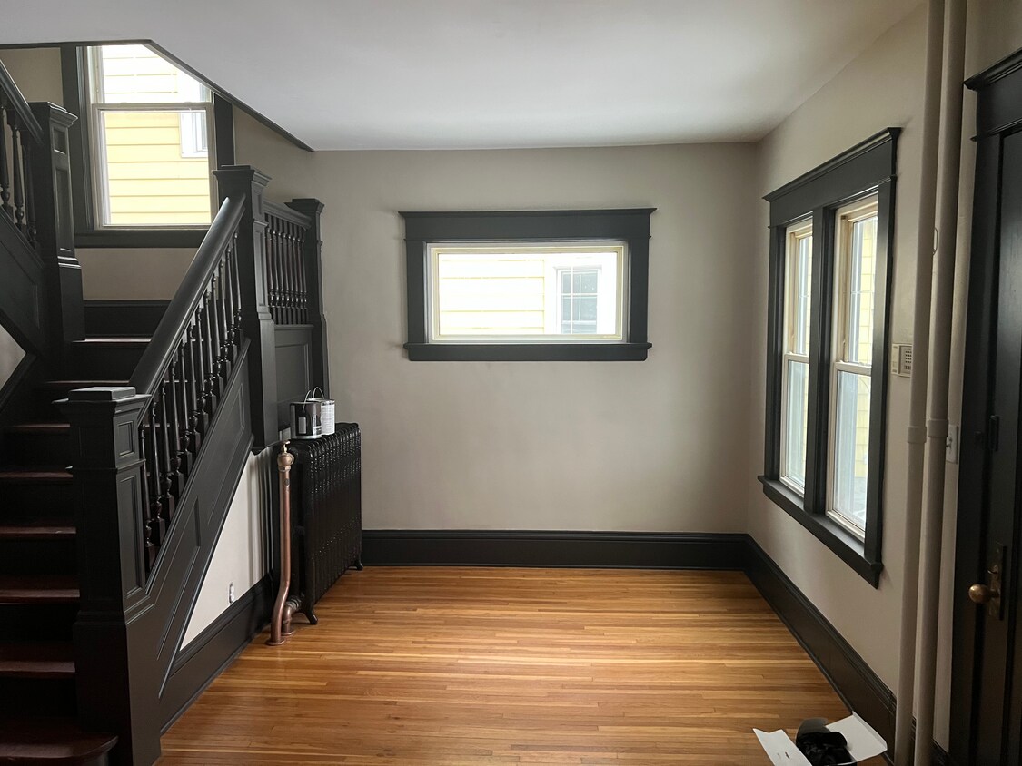 Foto del edificio - 1006 Laurel Ave