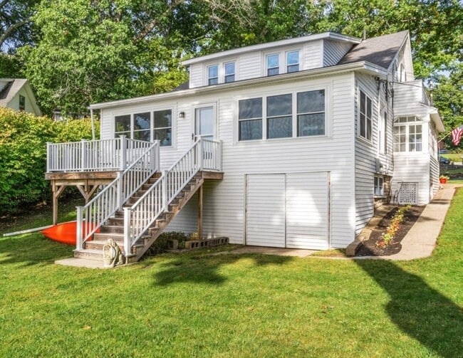 Building Photo - 6 Davis Way