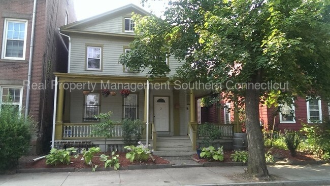 Building Photo - 40 Lyon St
