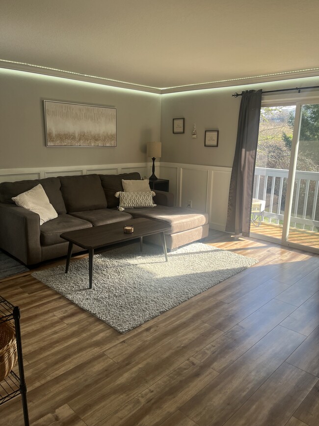 Living Room - 12602 SE 110th Ct