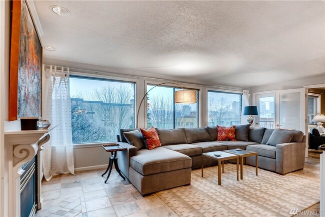 Foto del edificio - Queen Anne 2 Bedroom - Bright & Spacious!