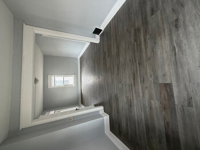 Foto del edificio - 1723 W Locust St