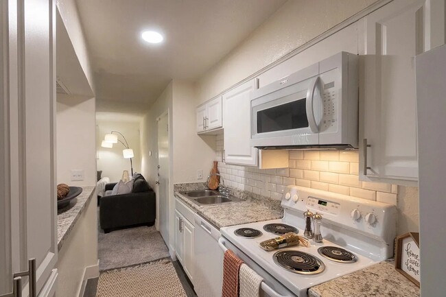 Foto del edificio - 6251 Melody Ln