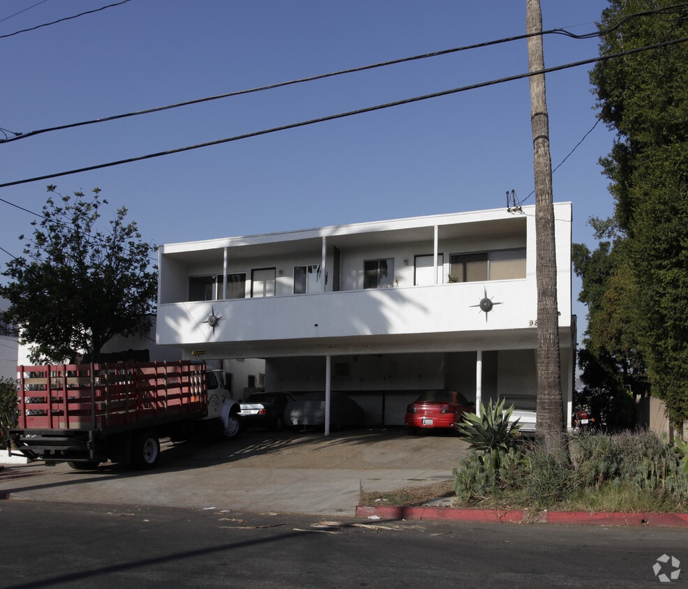 Building Photo - 981-987 Manzanita St