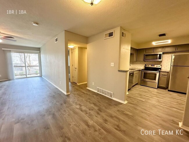 Building Photo - Large 1 bedroom in Midtown!