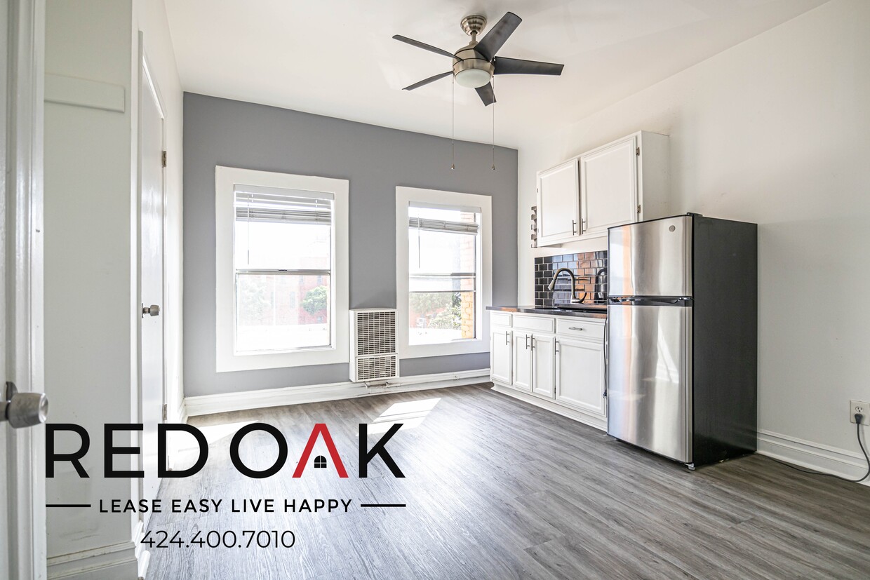 Foto principal - 744 Beacon Ave