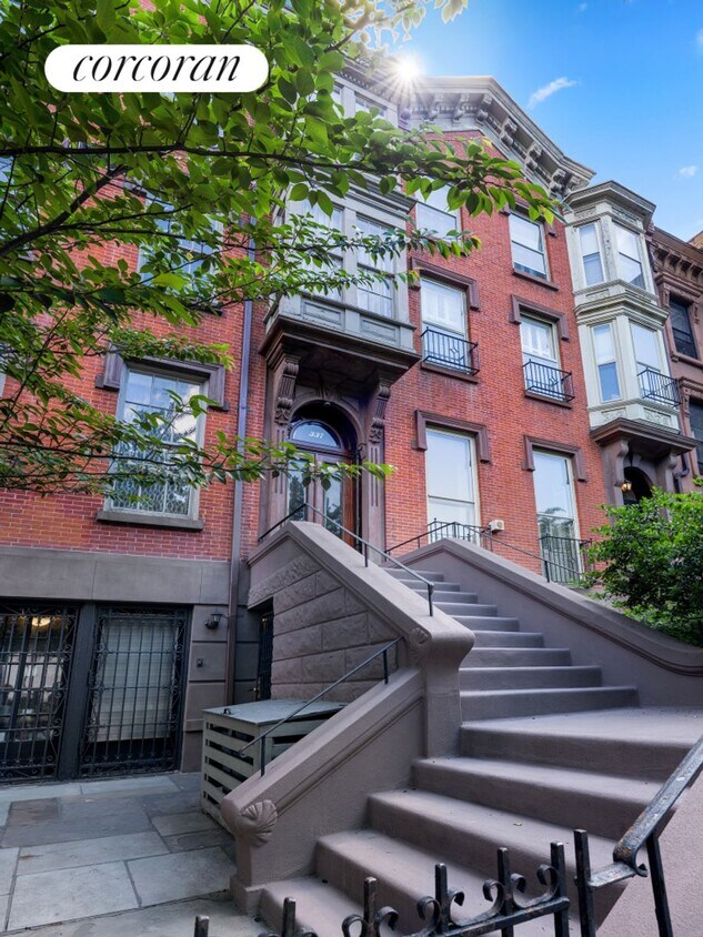 Primary Photo - 337 Washington Ave