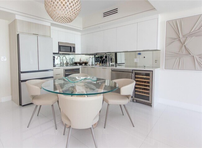 Foto del edificio - 92 SW 3rd St