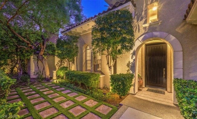 Building Photo - 11857 Oakland Hills Dr