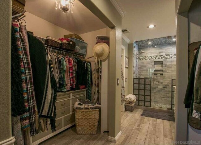 Foto del edificio - 26915 Wildflower St