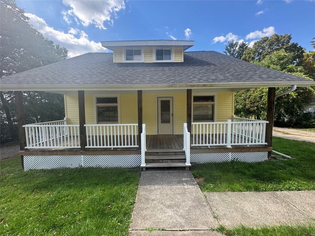 Foto principal - 45 Kattelville Rd